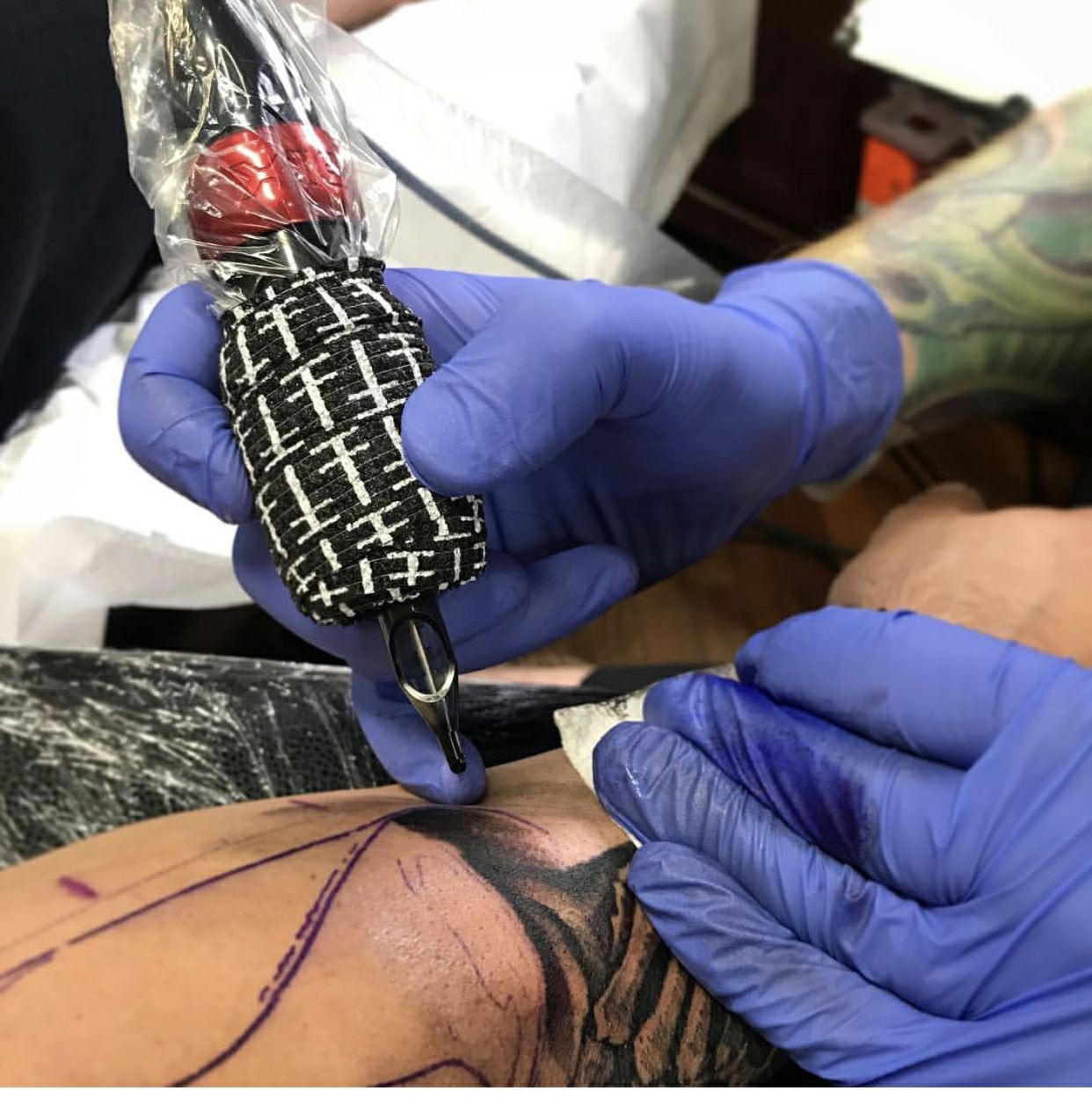 Tatu Gun Grip Pen Balut Pembalut Pelekat